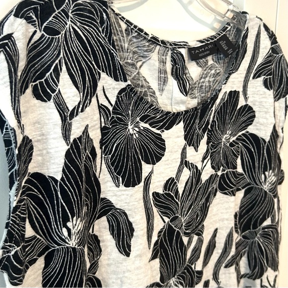 Tahari Women's Black and White Floral 100% Linen Tee in Size L - Picture 5 of 9